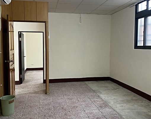 沛坡公園旁邊間3樓 - Image 8