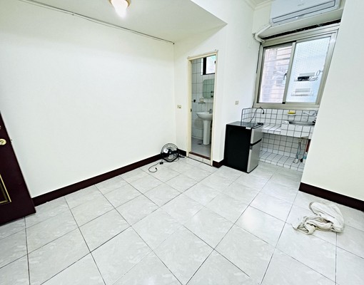 後山埤★女性專屬★補助洽★可寵★採光佳★台電計費★變頻冷氣 - Image 1