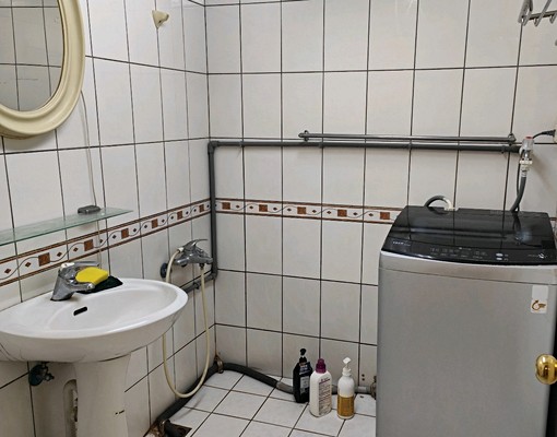 目前已租出。秒殺房子,有廚房,有子母車,有管理室收信件 - Image 3