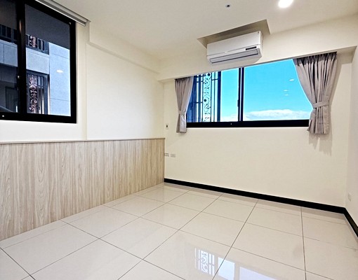 近新莊捷運站運動公園全新高樓層景觀3房 - Image 3