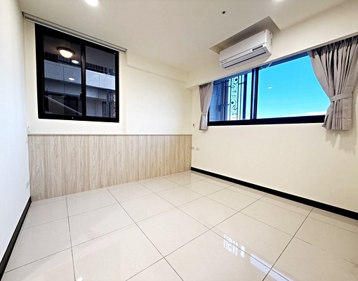 近新莊捷運站運動公園全新高樓層景觀3房 - Image 5