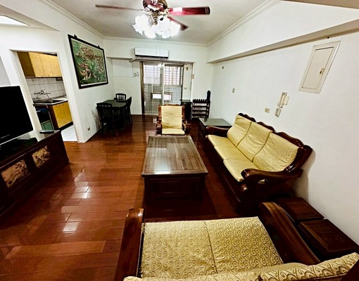 純心房緣♥精武車站新光學區超好地段★近東區四房★可租補入戶籍 - Image 1