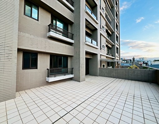 龍興國中⭐三房車⭐二樓大露臺 - Image 12