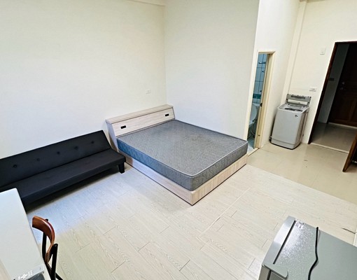 台電計費\高CP套房\木質地板\分離式冷氣\獨洗\室內機車 - Image 4