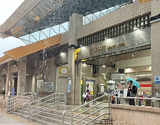 🍎紅樹林站️人氣社區🍎低租金✨高樓景觀電梯3房含坡平車位 - Image 2