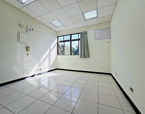 近南港東方電梯2房(可租補) - Image 2