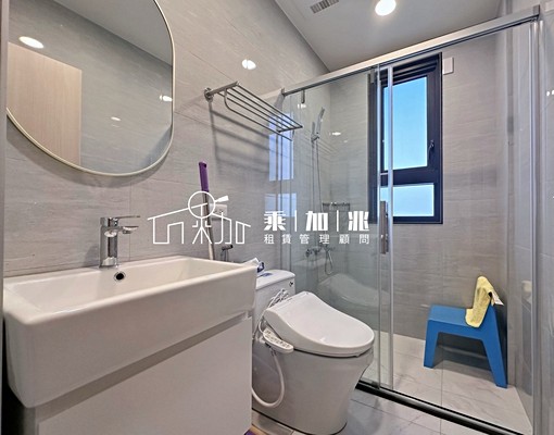 💥乘加兆帟閎💥帶您找豪華電梯透天2房含管含網路可入戶籍 - Image 8