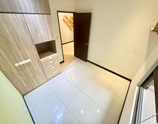 ✨溫馨２房含平面車位✨洲際四張犁✨全配傢俱電✨ - Image 8