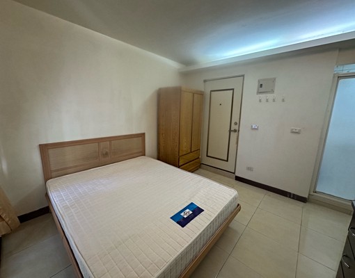 內壢車站工業區家樂福便利套房 - Image 2