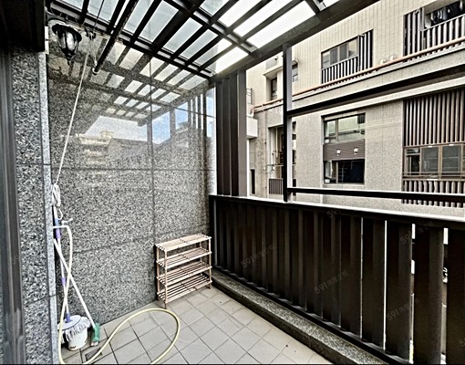 可報稅租補/近區公所/超級挑高樓中樓❤️11/3可以看房 - Image 15