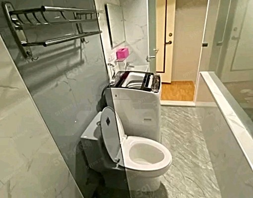 近菜寮站小資族溫馨獨立採光套房可代收垃圾大空間 - Image 4