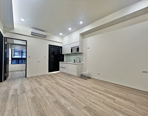 可租補🌟江北帝國花園3房車🌟 - Image 1