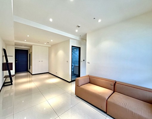 景安站☀️電梯景觀兩房☀️平面車位/管理員垃圾代收 - Image 1