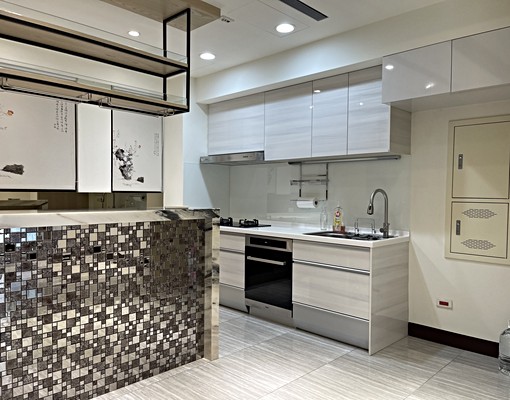 ⫸屋主自租⫷➠林口長庚●2+1房●大露台●生活機能極優 - Image 3