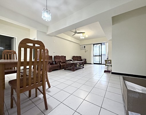 ✅車✅租補戶籍✨中山醫文心南愛買高工學區✨小資秒殺簡配三房✨ - Image 1