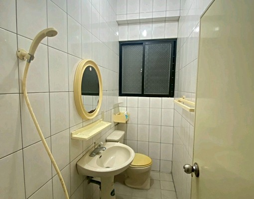 3樓一層獨户,吉屋出租 - Image 5