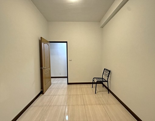 超級贏家三房平車(可租補) - Image 6