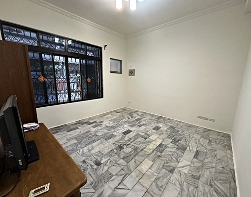 水湳透天#車庫型#可租補可寵物#台水電傢俱已撤除有冷氣 - Image 8