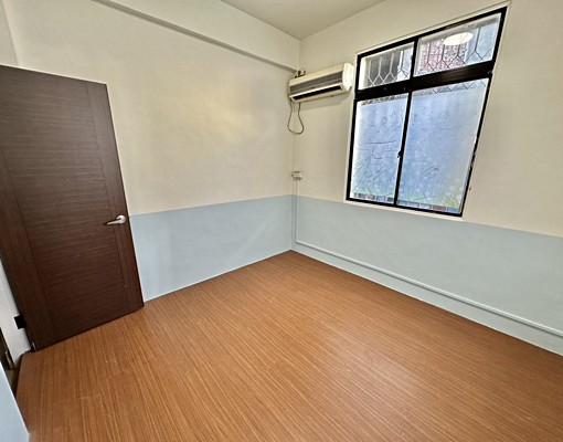 水湳透天#車庫型#可租補可寵物#台水電傢俱已撤除有冷氣 - Image 13