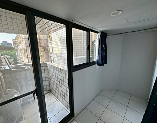 新和國小🌟採光通風，台水電，獨洗曬，乾濕分，垃圾收，機能佳 - Image 11