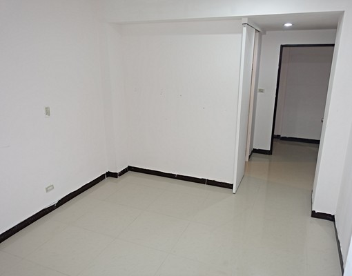 公寓一樓大空間可做住家或工作室進出方便 - Image 8