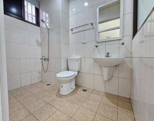 可租補🌈電梯套房🌈獨洗陽台🌈近一中.中國醫 - Image 4