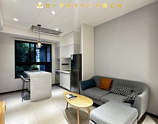 TO社宅可補助|中路市府商圈飯店宅兩房車 - Image 2