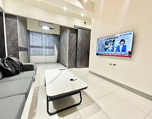 可租補可寵🐿️左營高鐵🐿️精美2+1房🐿️含車 - Image 1