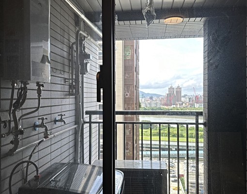 【西門芸芸】面河景高樓景觀帝國花園1房1廳 - Image 9