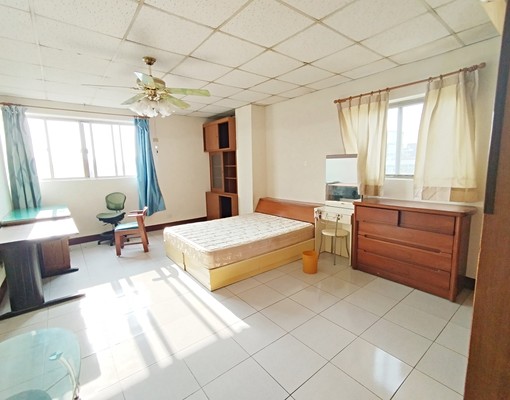 火車站.大魯閣新時代.三井秀泰✅超大1房1廳✅明亮#意志力 - Image 1