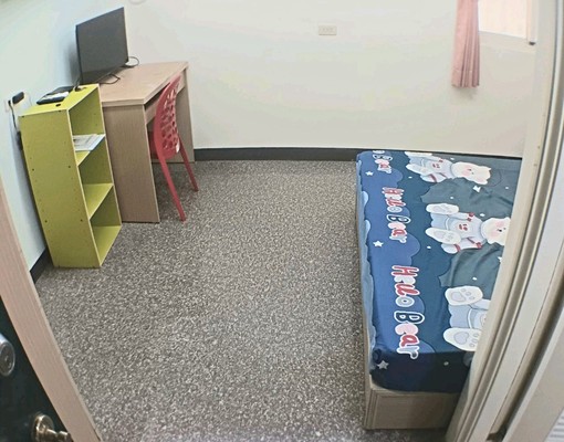 文藻商圈可租補左右凸窗請看內容 - Image 2