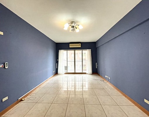 小咪精選✨秒殺南屯八期大四房平車🌟可寵可租補 - Image 3