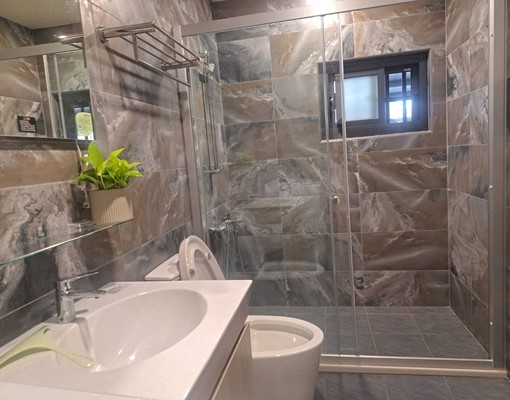 🚉步行3分鐘捷運新埔站✨8坪全新裝潢✨露臺曬衣空間大✨ - Image 2