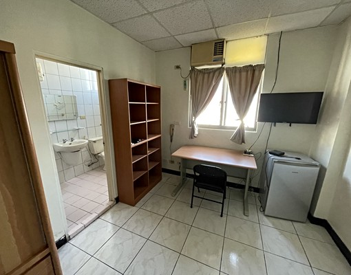 🍊東海大學透套🍊走路到學校🍊家具電網路齊全 - Image 1