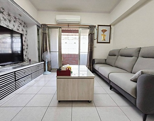 租-龍騰天下|高樓明亮三房家俱全含車含管|可租補 - Image 4