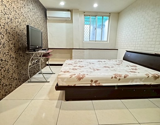 明亮潔淨,停車方便,鄰雙捷運站!套房出租 - Image 2