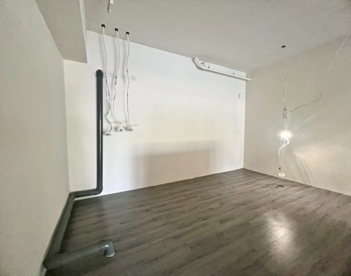 Dream推薦👍一森峰-高鐵精華地段挑高夾層金店面 - Image 7