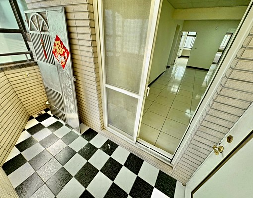 ✨凡爾賽✨電梯三房✨屋況佳✨台水電✨可戶籍可租補✨子母車✨ - Image 4