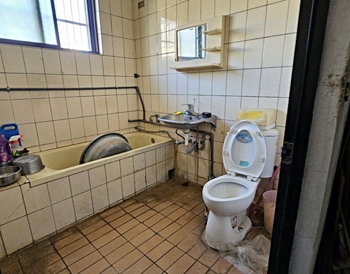 新竹香山整層樓出租(雅房合租) - Image 6