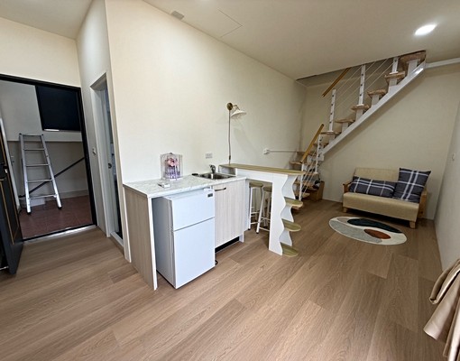 全新完工大坪數樓中樓可貓高質感陽台洗衣機 - Image 2