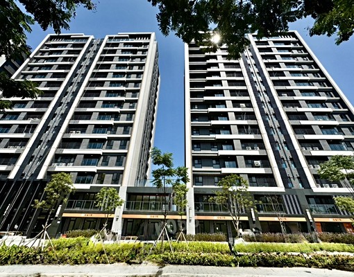 專-高鐵大面寬挑高店面 - Image 6