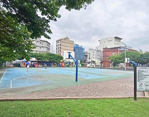 中興商區旁優質三房家具電齊全 - Image 1