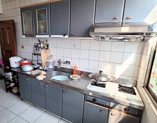 ★☆不用管租屋★☆近南紡頂樓溫馨套房(僅租女生) - Image 3