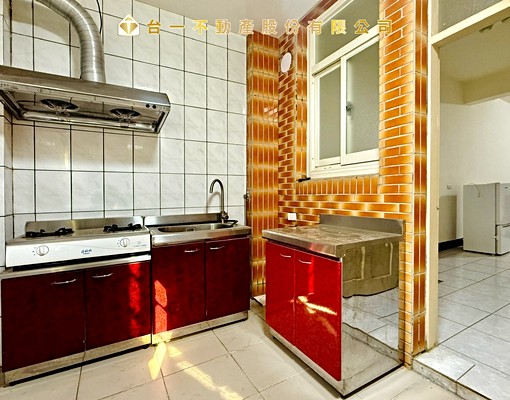 TO｜社宅免仲｜草漯透天美墅五房家具家電全配可補助 - Image 11