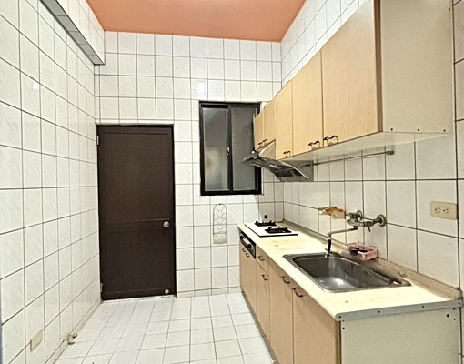 兆基/免仲/可養寵/近新坡國小四房美透天 - Image 4