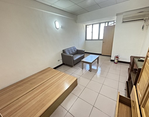 南華街南門大樓獨立套房社宅免仲可租補 - Image 1