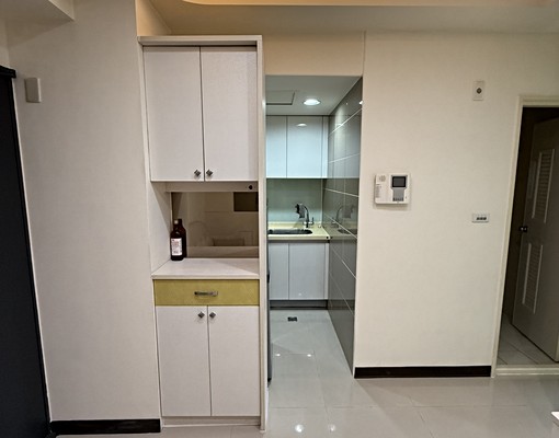 西屯逢甲時尚兩房出租~可申請租金補助~免收服務費~~ - Image 2