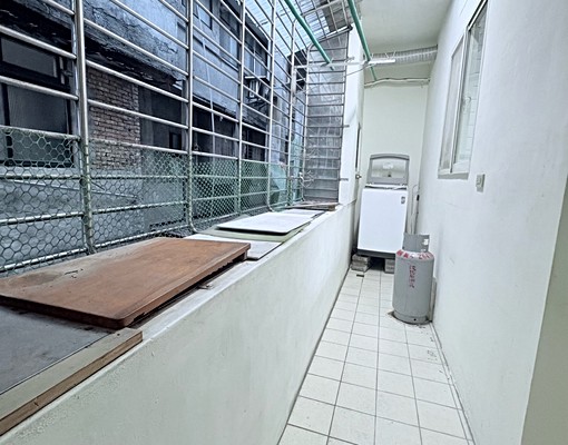 社宅租補💰汐止火車站2分鐘🚉機能好公寓+近秀峰高中 - Image 2