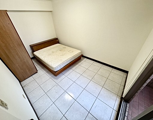 京國特區🔥稀有三房樓中樓|寵物可談|可租補|平面車位 - Image 6