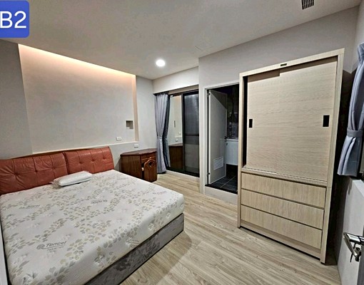 《近三重國小捷運》全新裝潢大套房，有陽台 - Image 3